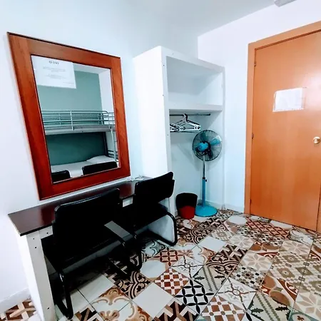 Vandrerhjem Sants Bcn Barcelona